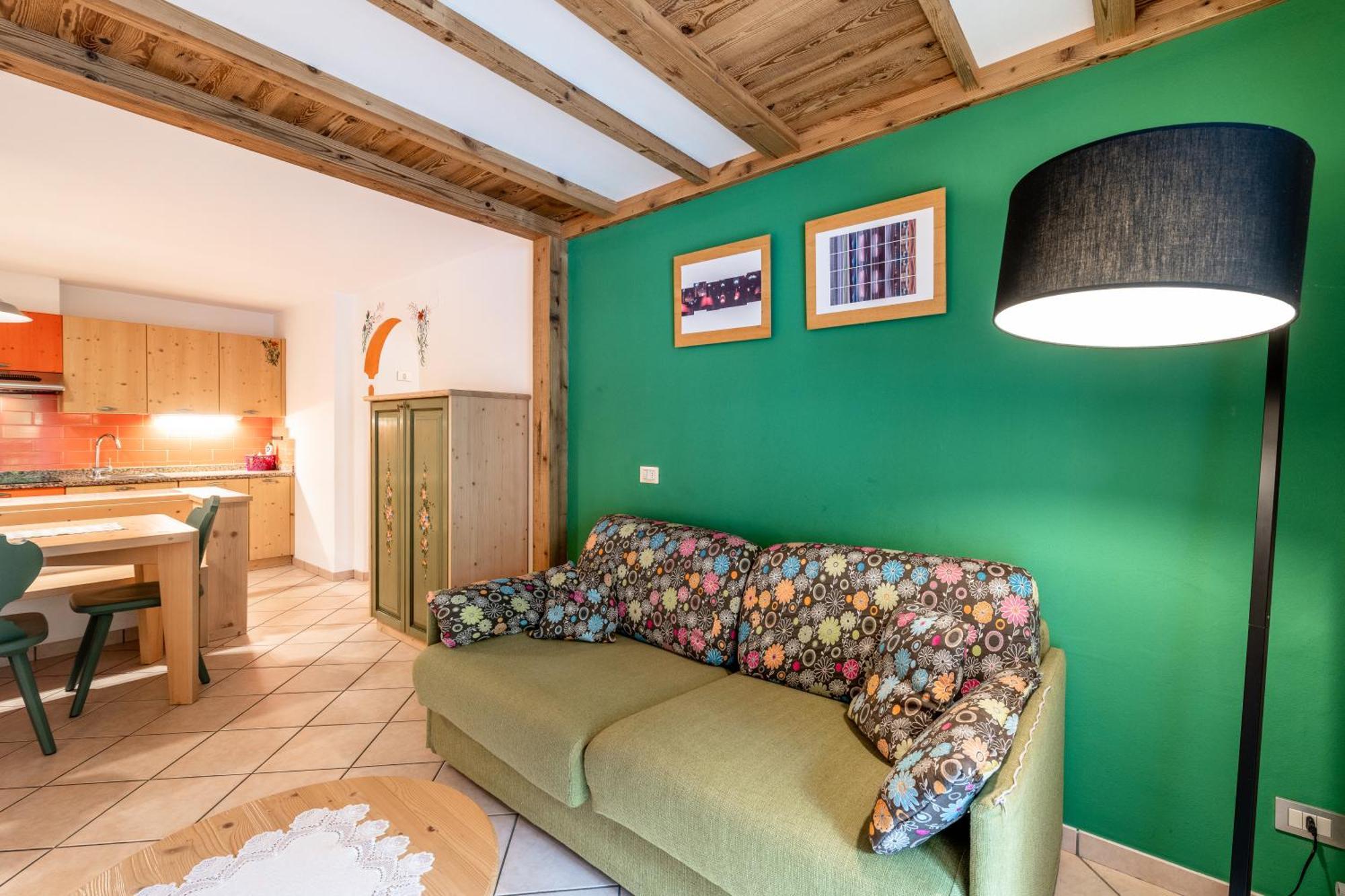 Appartamenti Cesa Maria Mountain Hospitality Canazei Eksteriør billede