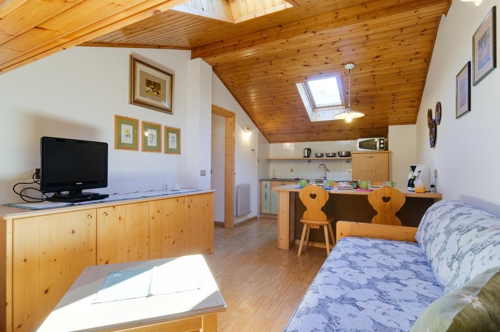 Appartamenti Cesa Maria Mountain Hospitality Canazei Eksteriør billede